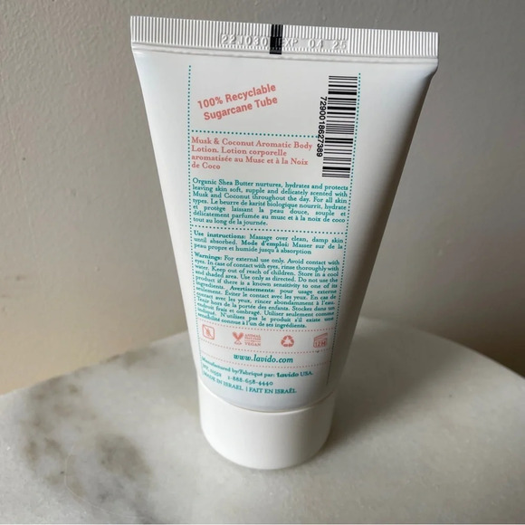 NEW Lavido  musk‎ & coconut body lotion - Picture 4 of 4